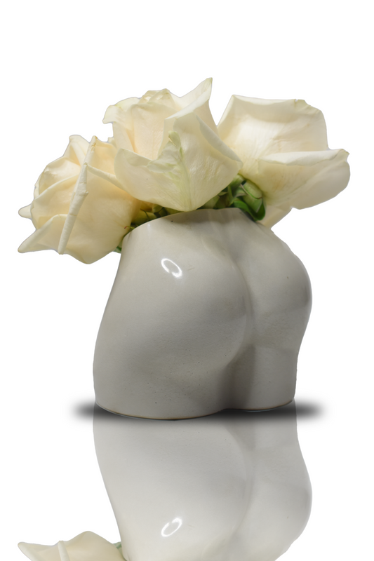 Derrière Concrete Vase